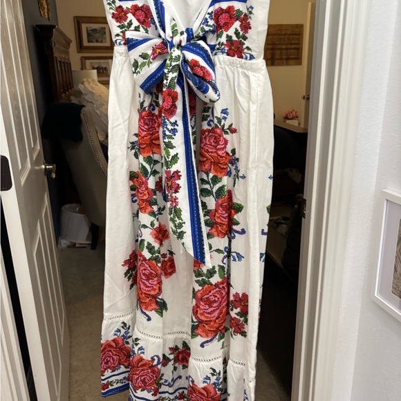 FARM Rio Red and White Floral Midi Dress - Picture 4 of 8